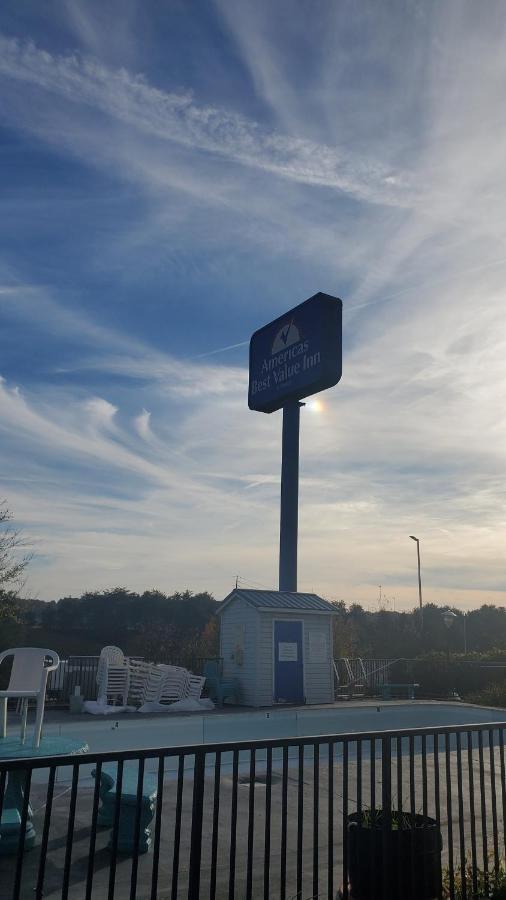 Americas Best Value Inn Kodak - Sevierville Zewnętrze zdjęcie