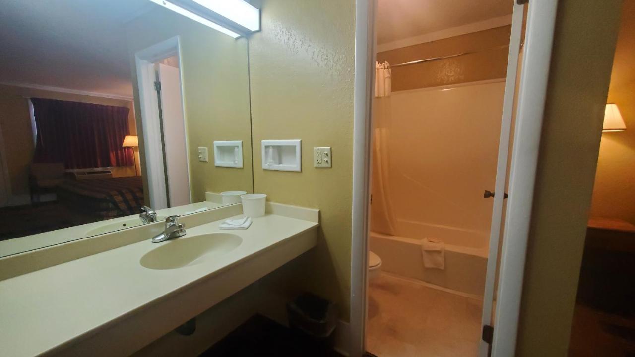 Americas Best Value Inn Kodak - Sevierville Zewnętrze zdjęcie