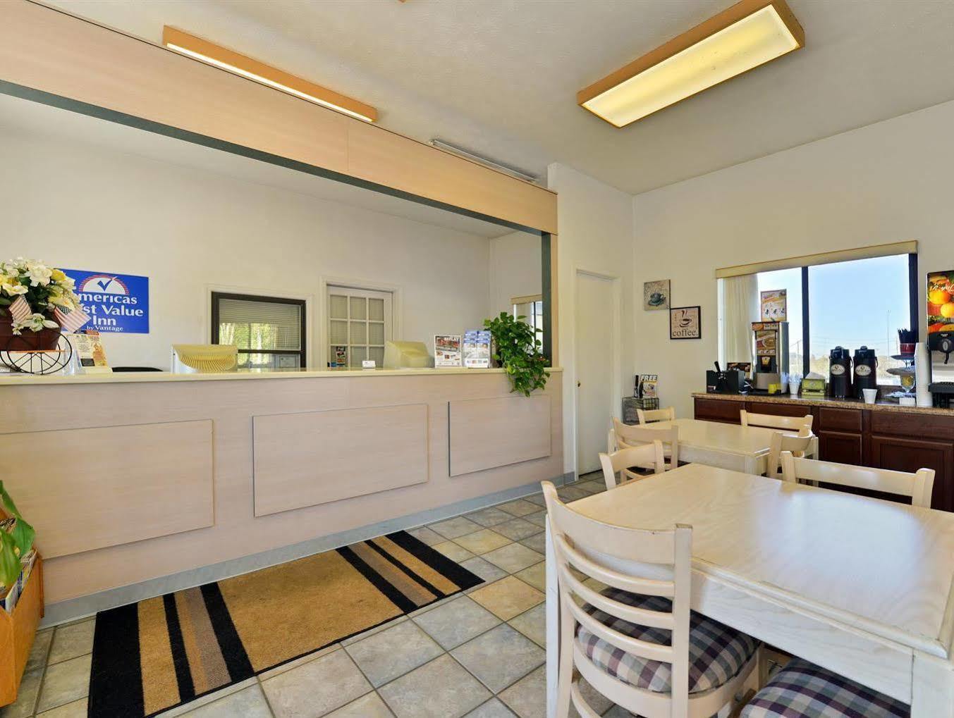 Americas Best Value Inn Kodak - Sevierville Zewnętrze zdjęcie